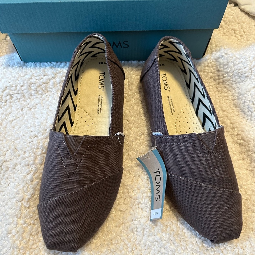 Toms shoes